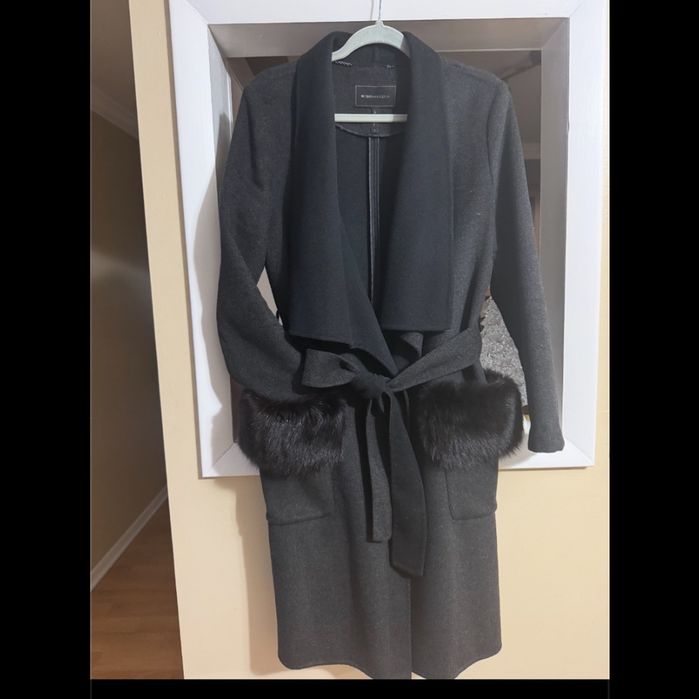 BCBG MaxAzria grey coat with fur pockets